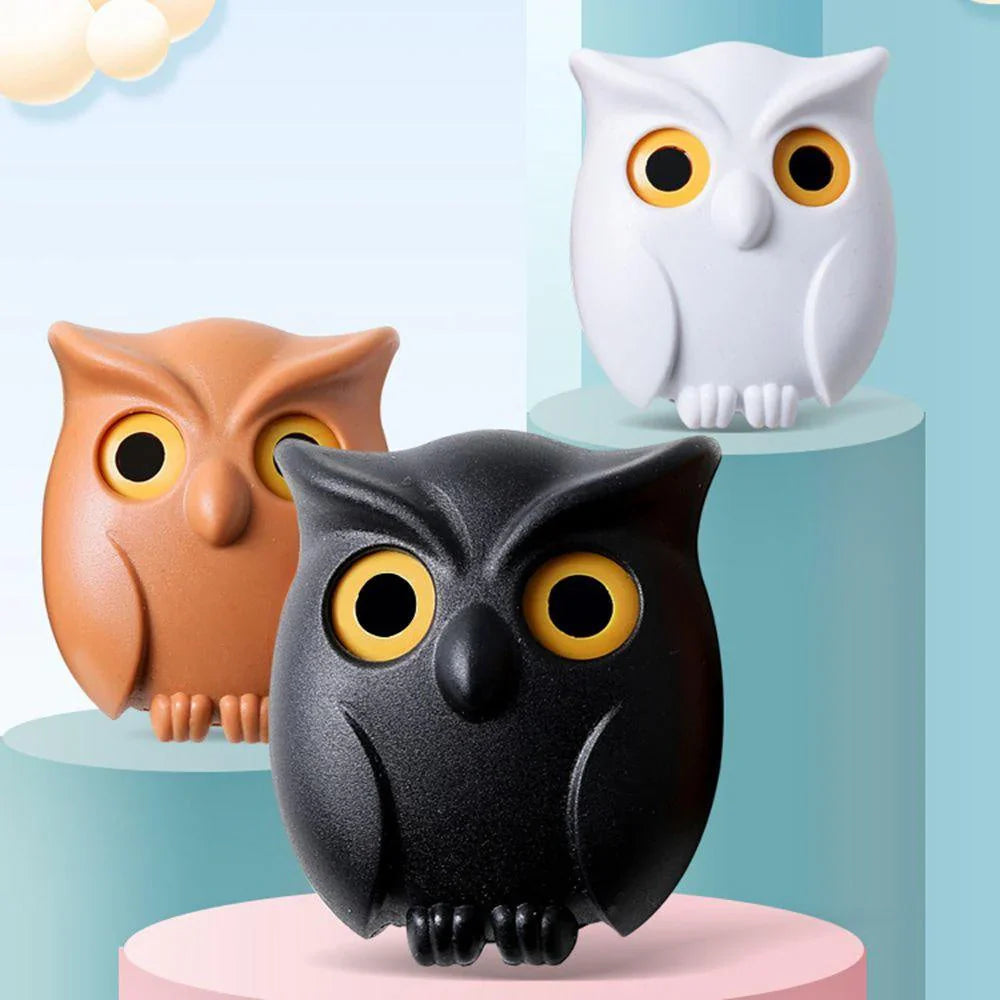 GiftArc Magnetic Owl Key Holder – Auto Open/Close Eyes (Pack of 2/3)